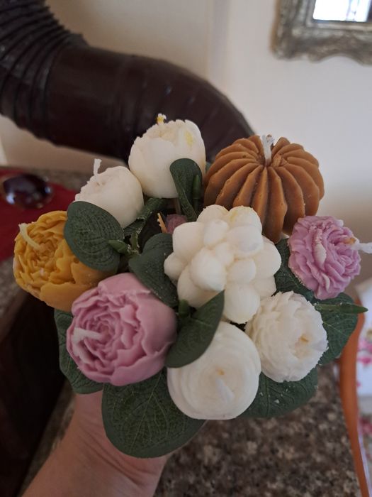 Superb aranjament din lumânări parfumate în vas ceramic art deco, Nou!