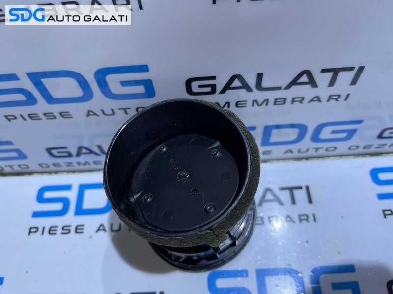 Gura Grila Aer Ventilatie Aerisire Bord Nissan Qashqai 2007 - 2013 Cod 68760 JD10A [L6355]