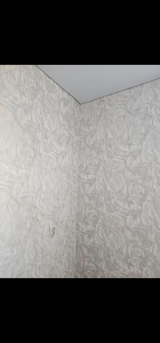 Поклейка обоев.              .