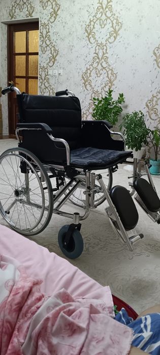 Инвалидная  коляска
