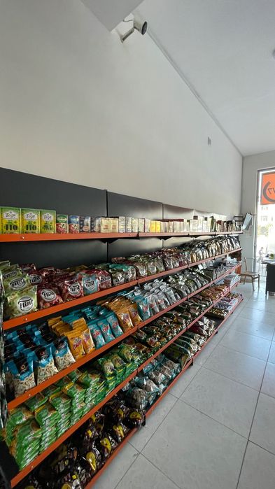 Stilaj polkalar dokonlar uchun