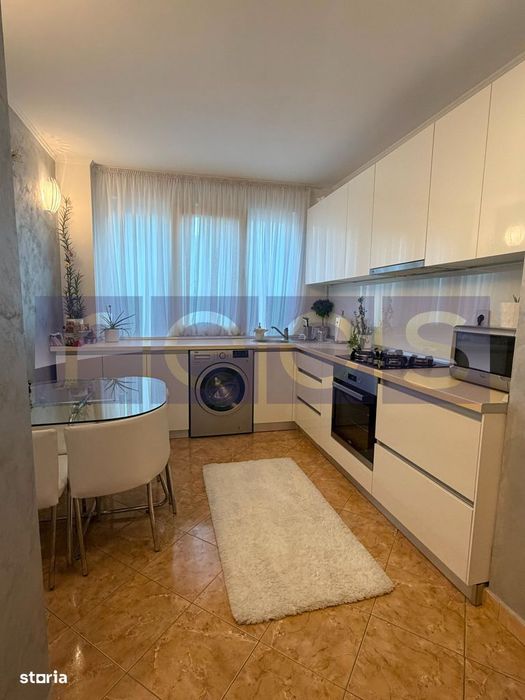 Vanzare 3 Camere Semidecomandat Dristor