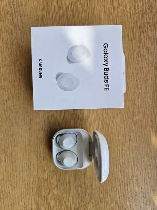 Galaxy Buds FE White