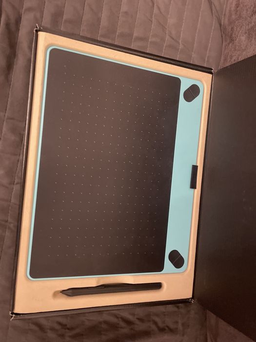 Графический планшет Wacom Intuos