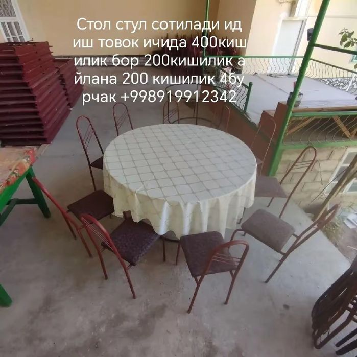 Stol stul tuylarga marakalaga berish uchun mo'ljallangan 400 kishilik