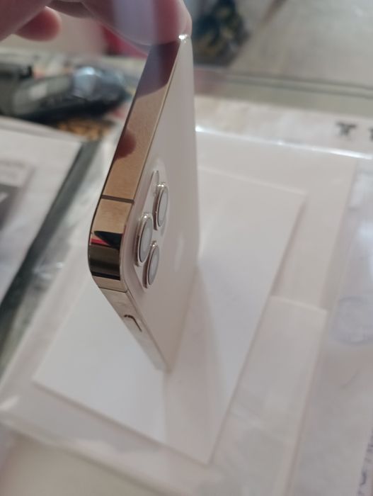 Iphone 12 pro 12 pro