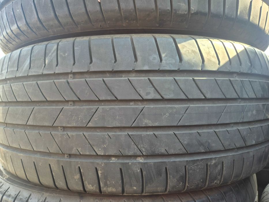 4 Anvelope de VARA - 235/55/19 - KUMHO - APP NOI - DOT 2023 !