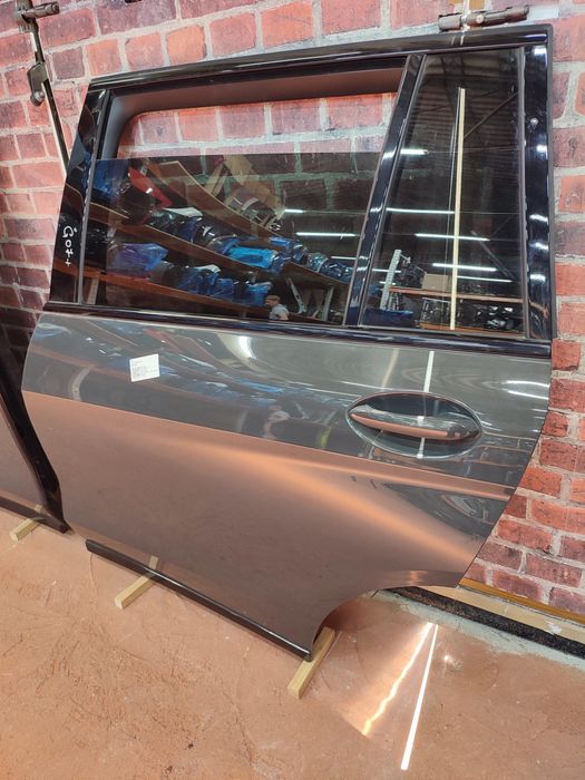 Usa Bmw X7 G07 stanga dreapta spate Impecabila