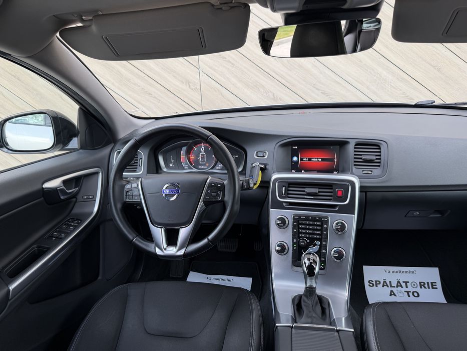 Volvo V60 Cross Country 2.0d