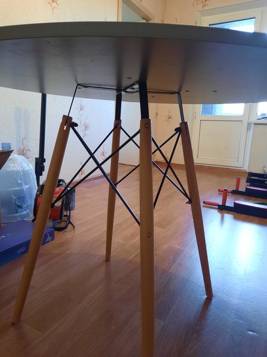 Столик для кухни