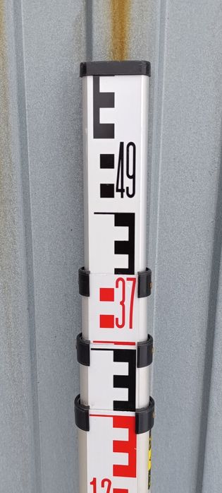 Нивелир(Геодезическое оборудование)