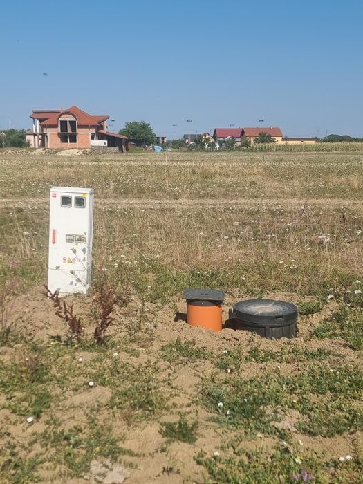 Vând teren intravilan locuri de case