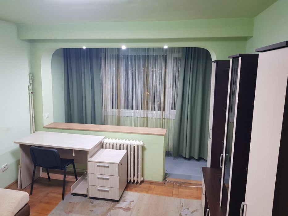 Închiriez apartament cu 2 camere COMPLEX STUDENTESC