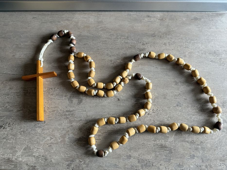 Rosary din lemn