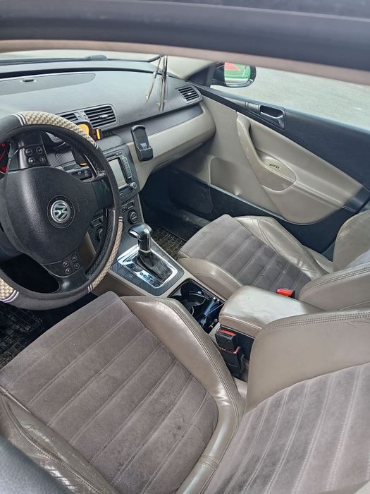 Vand passat b6 in stare ff buna