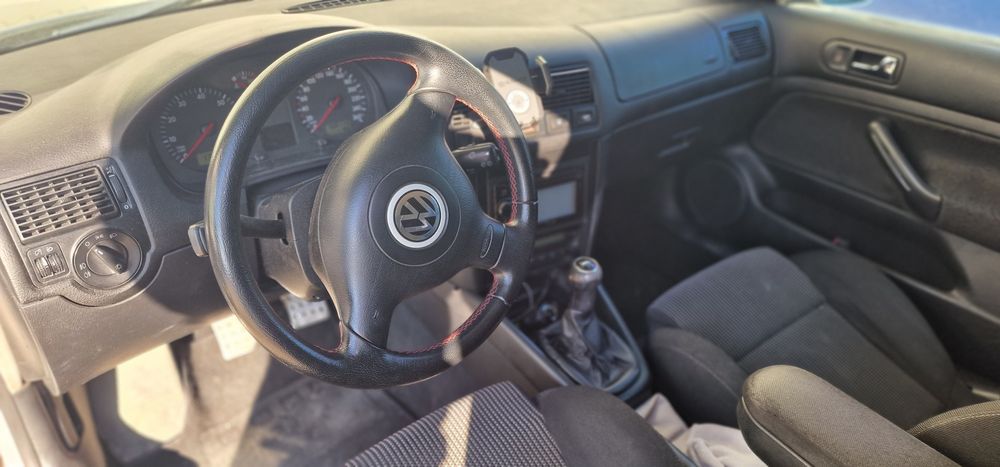 VOLKSWAGEN Golf 2000 — imagine 4
