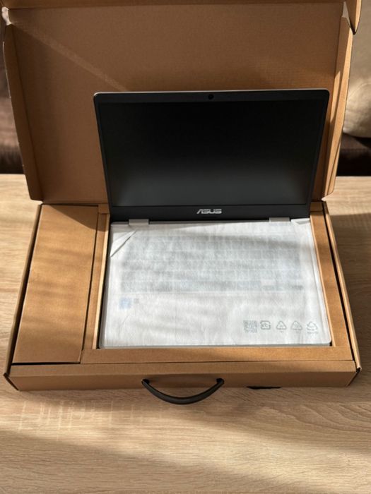 Asus chromebook c423n silver touchscreen