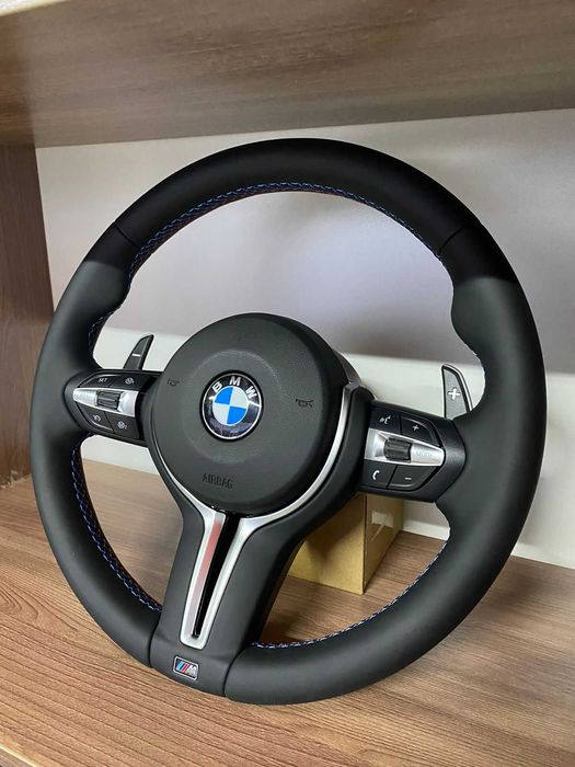 Руль на BMW F30  .