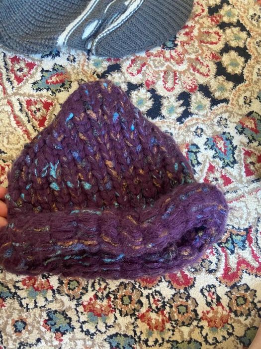 Бас киімдер сатылымда