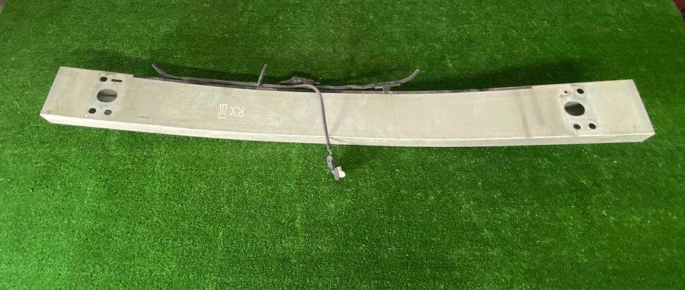 Усилитель бампера на Лексус RX270 RX350