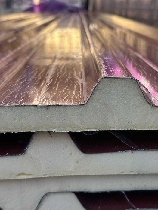 Panou sandwich acoperis single  20 mm 7 cute