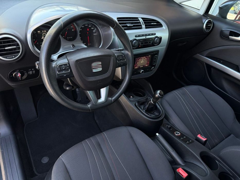 Seat Leon  09/2011, 1.4 TSI 122cp, Euro5, Climatronic,Scaune incalzite, Navigatie, Rate cu avans 0%