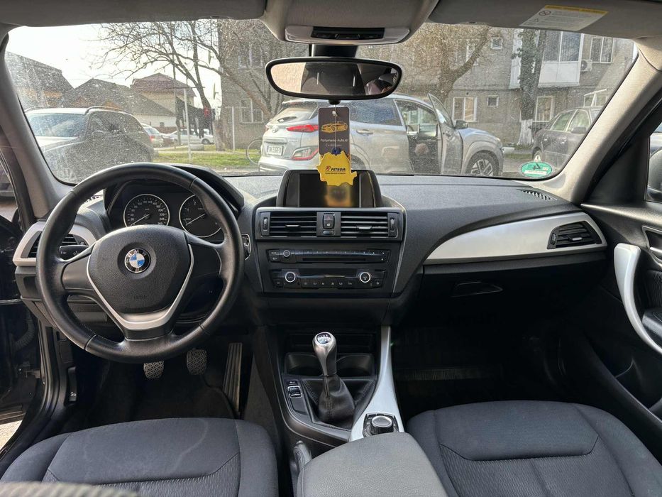 BMW 1 Series 2012 — imagine 5