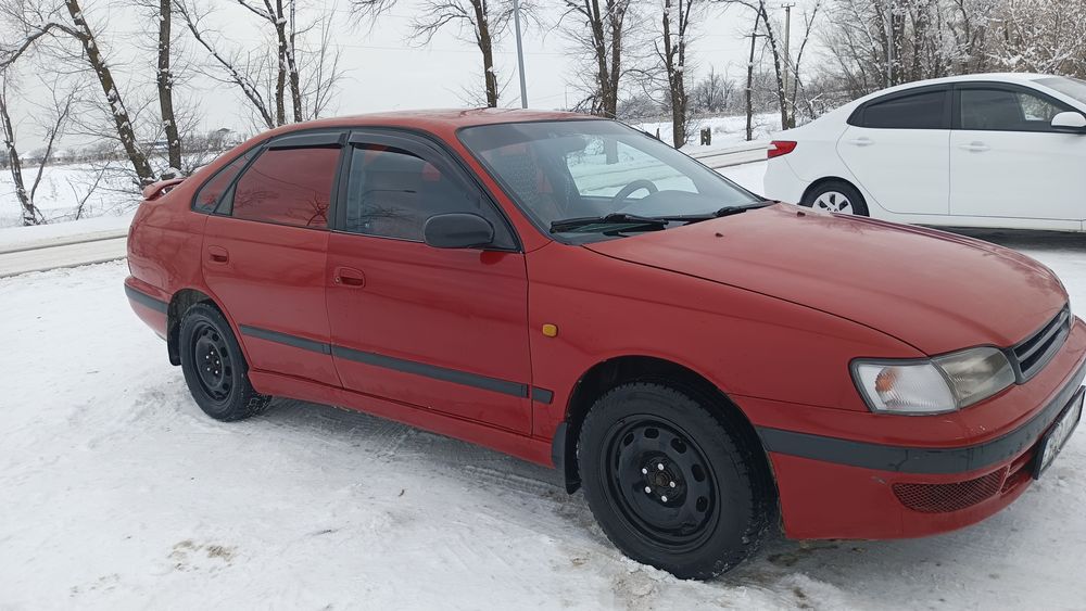 Продам Карина е 1.8