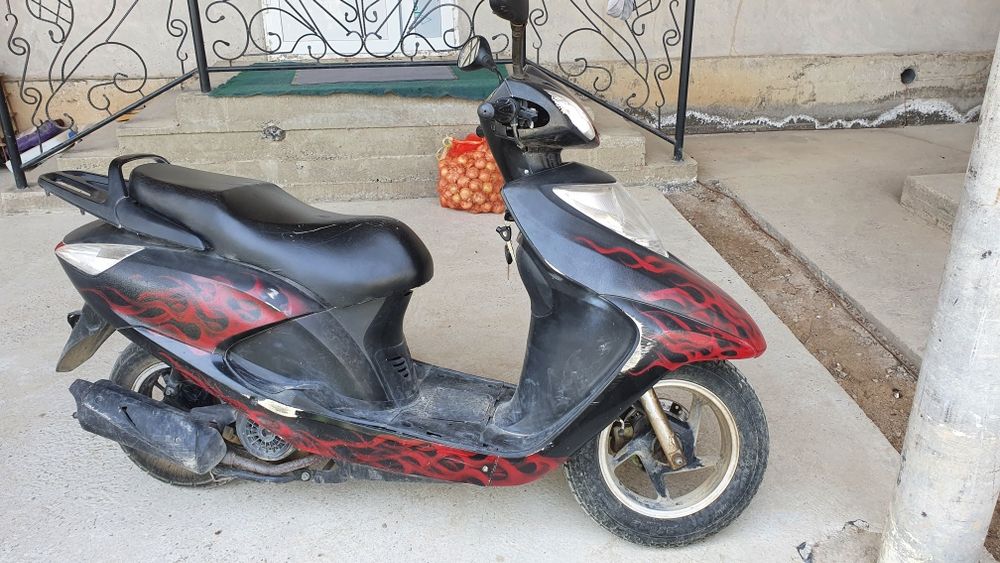 Sukuter sotiladi 150 kubalik