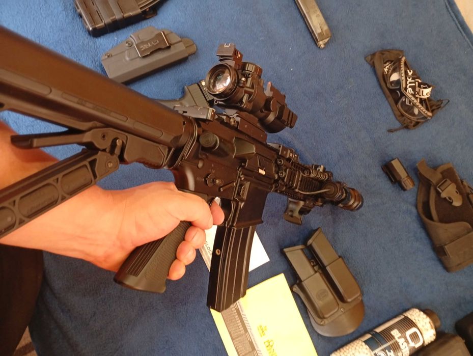 Airsoft M4 GBB Daniel Defense + Glock 17 Gen 5 GBBb