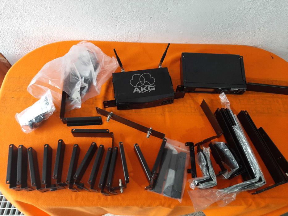 Suporti prindere rack shure.sennhaiser g4.g3. ulxp.slx.akg sr400