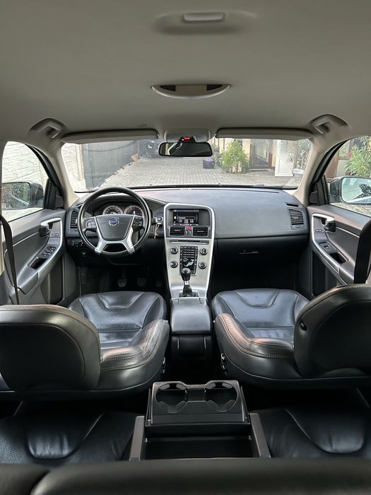 VOLVO XC60 2011 — imagine 5