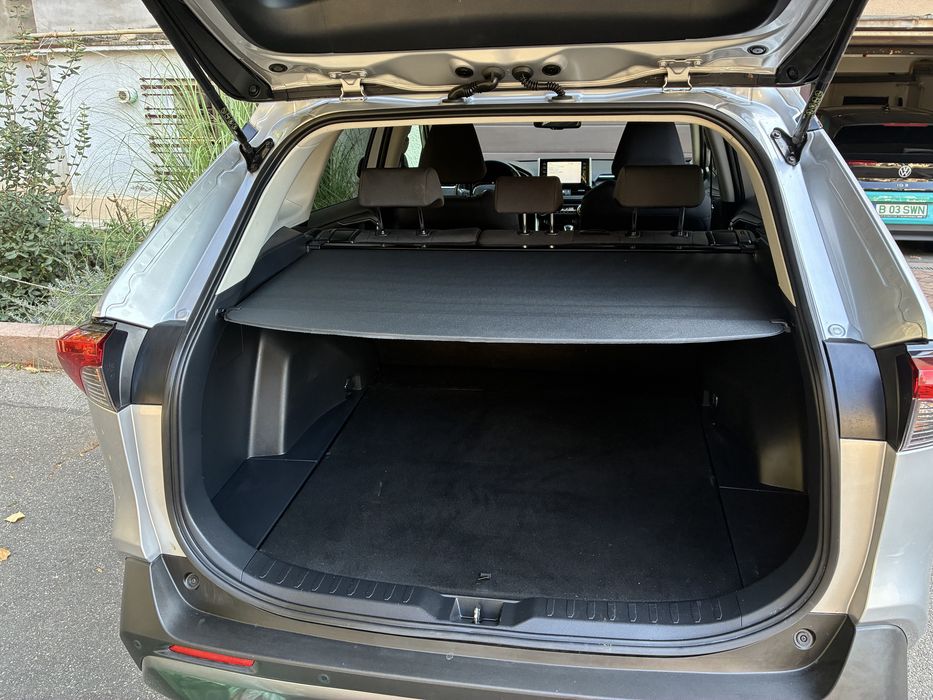 TOYOTA RAV4 2020 — imagine 4