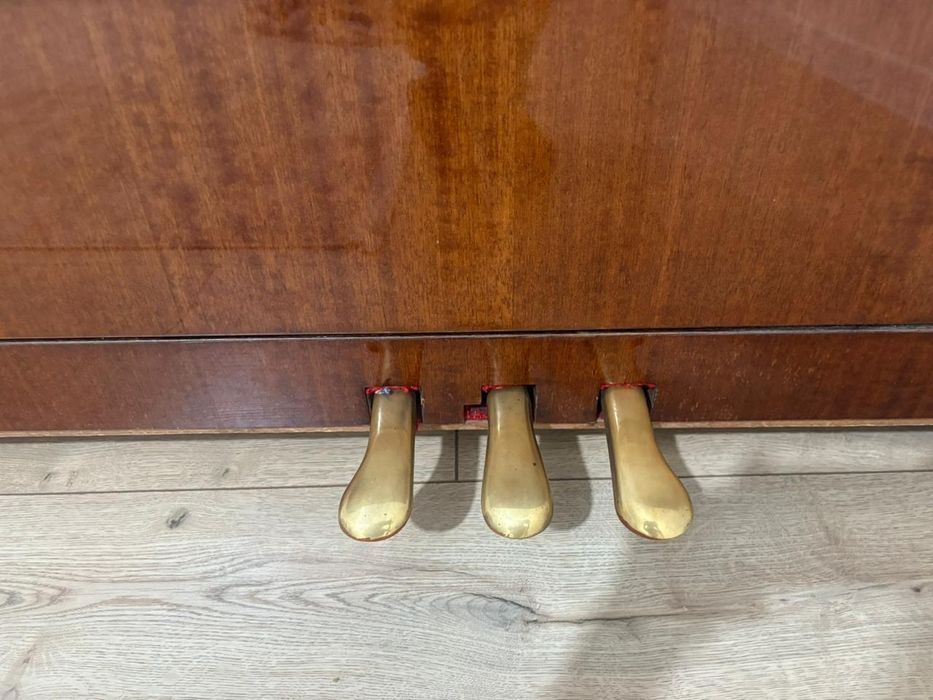 Фортепияно продается