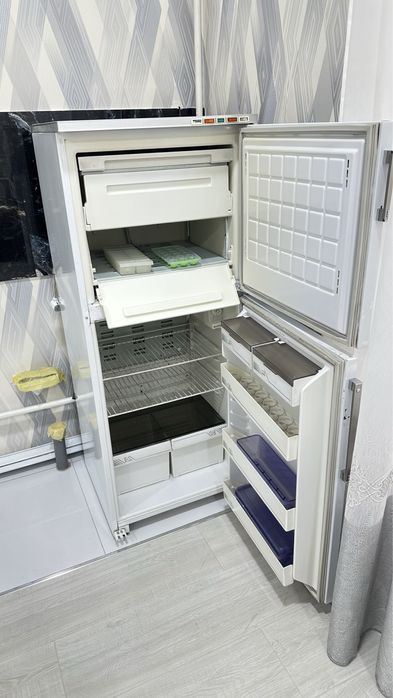 Холодильник Берюса 22 сделано в СССР холати аъло