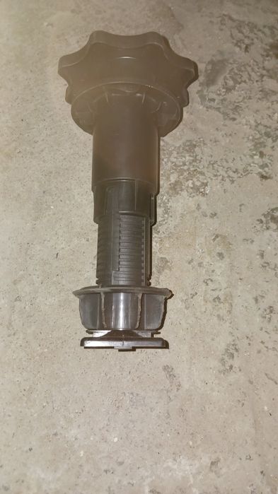 Механизъм затягащ и фиксиращ резервна гума на Ауди А4,Б6