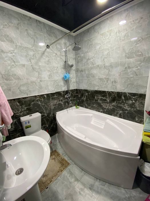 Продажа своя 4 ком квартира Дуплекс 151 кв мс ремонтом мебелью техника