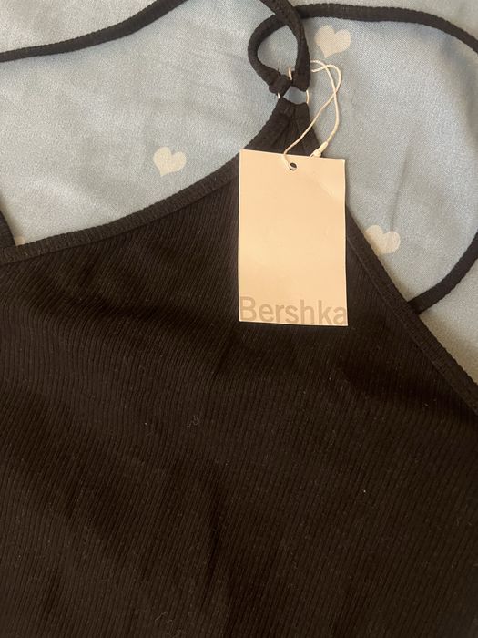 нова рокля Bershka