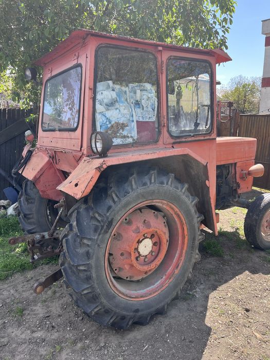 Vând tractor U445:4150 euro