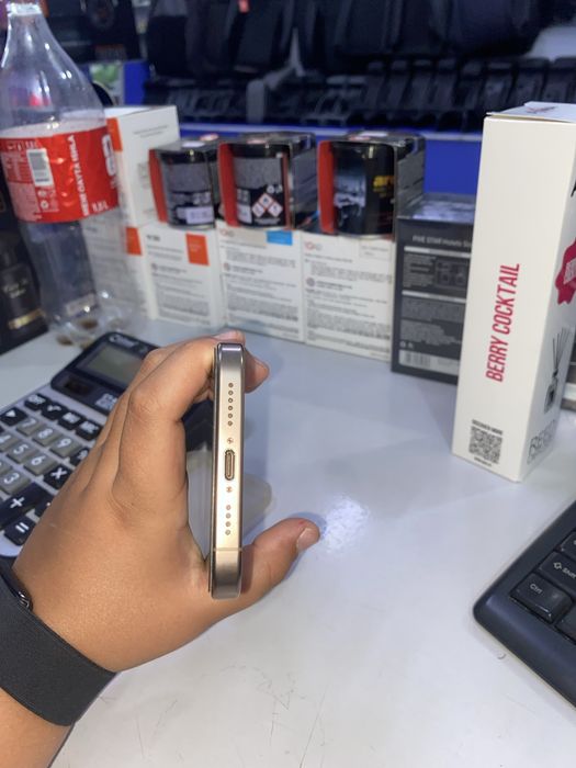 Iphone 16 pro max sotiladi