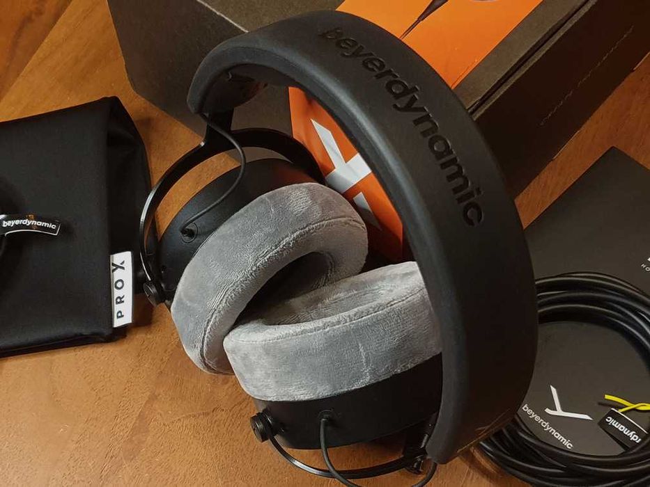 Casti audio profesionale Beyerdynamic DT 700 PRO X noi