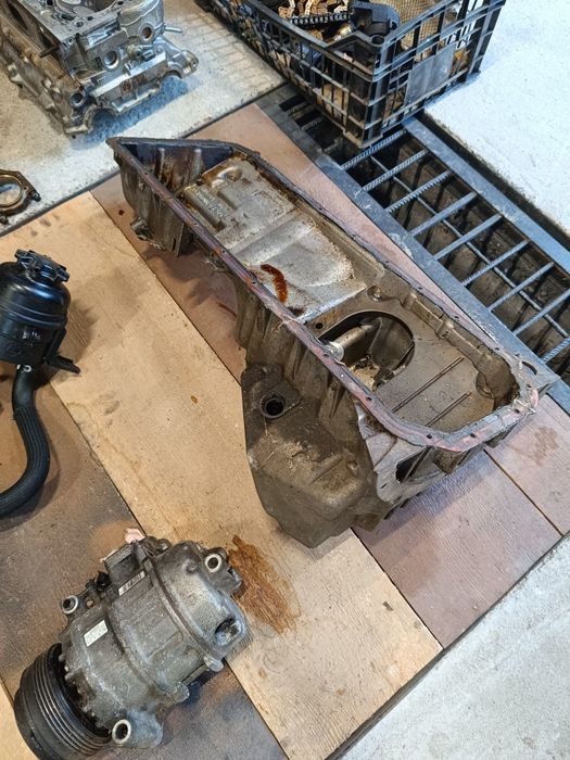 Двигател  м54 б25  бмв