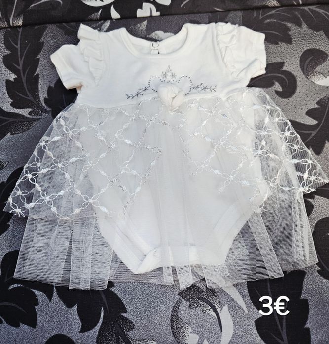 Бебешки дрешки за момиче