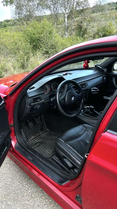 BMW e91 320d M-Paket (163 CP) – Roșu