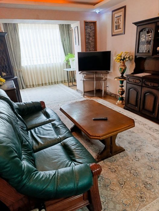 Метро Хамза, 3-комнатная, 68м2,  3-3-4, балкон 2х6