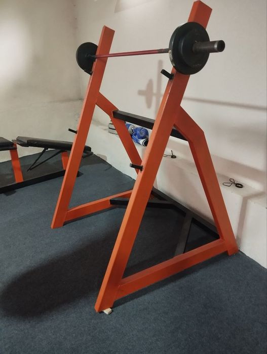 Trinajorni zal gantel kachka zali sport zal fitnis zal