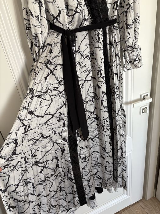 Платье нарядное очень красивое