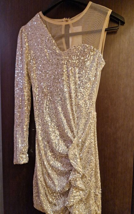 Къса рокля с пайети