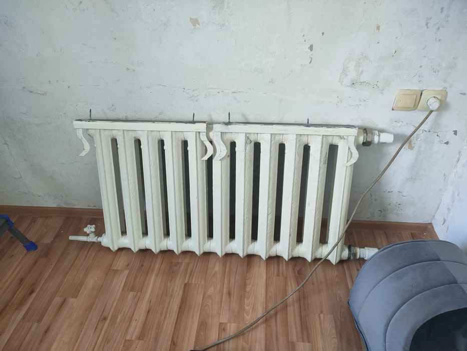 Продам чугунные радиаторы б/у