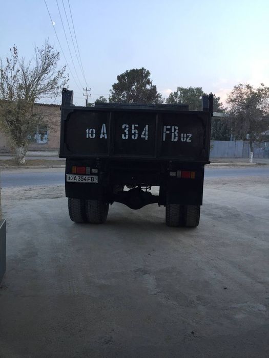 Zil 130 mator b/n shassi b/n yili1972 yuk ozi agdaruvchi GBASPG